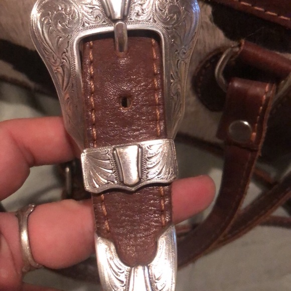 Vintage Tooled Leather Crossbpdy Bag - Picture 5 of 7